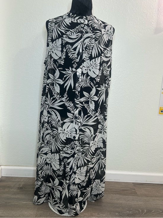Roaman's Tops - Roaman’s Plus Size 22W Tropical Leaf Sleeveless top